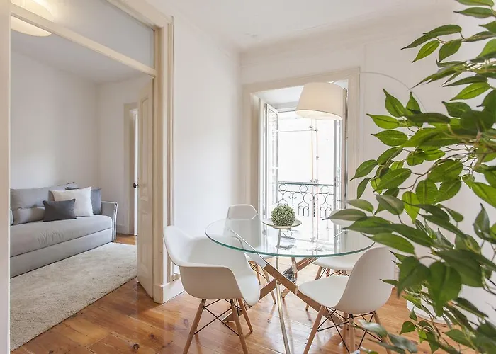 Apartment Your Bairro Alto *